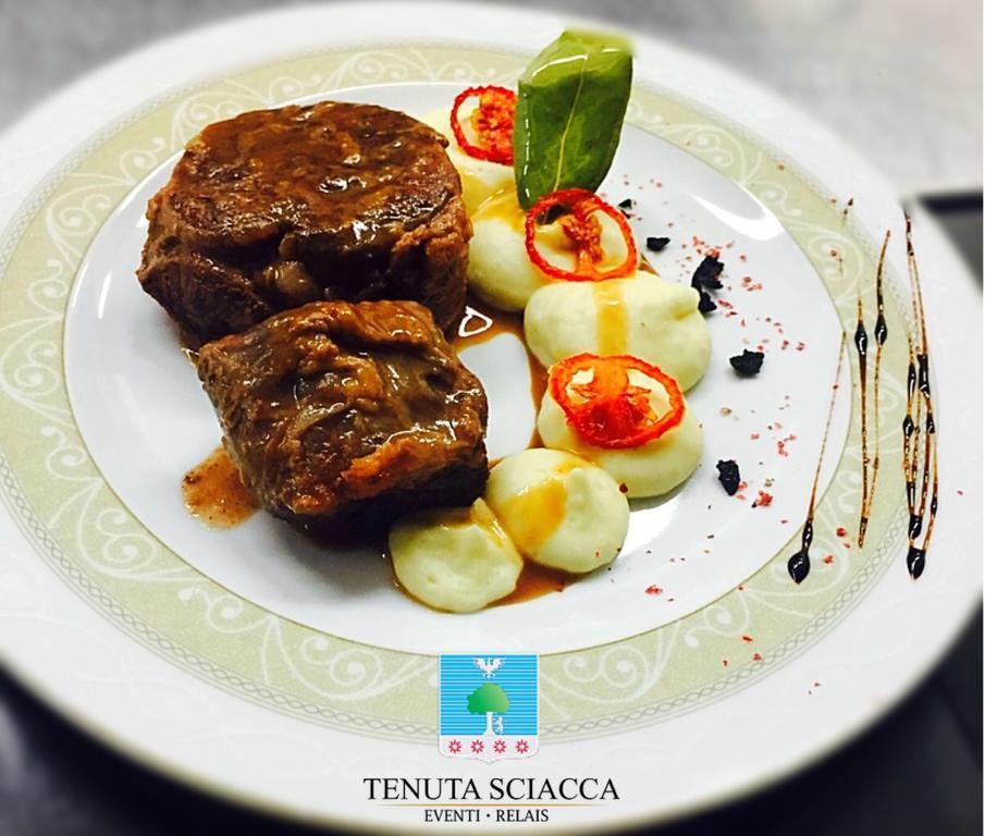 Tenuta Sciacca Villa Falciano del Massico Екстериор снимка